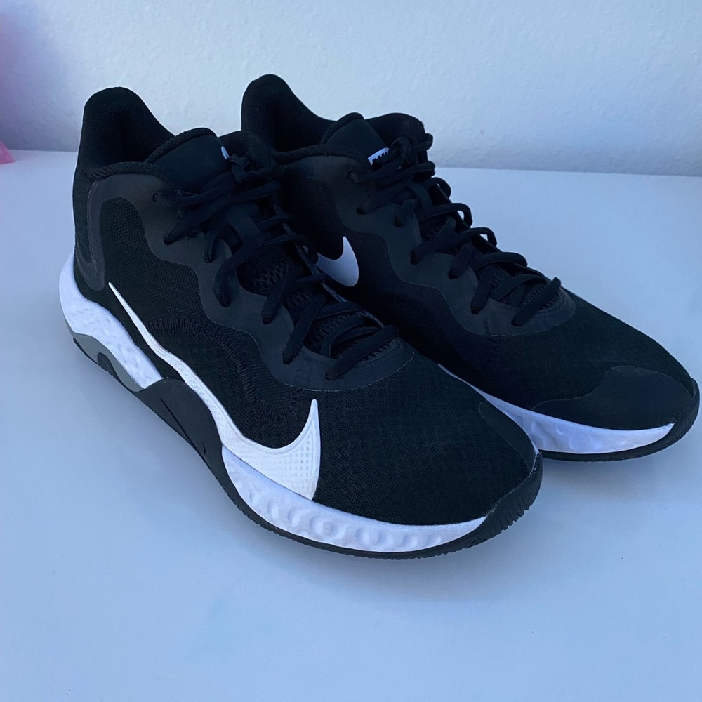 Nike Renew Elevate Basketball Shoes